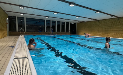 Lenkje til artikkel:  Folkebadet treng badevakter